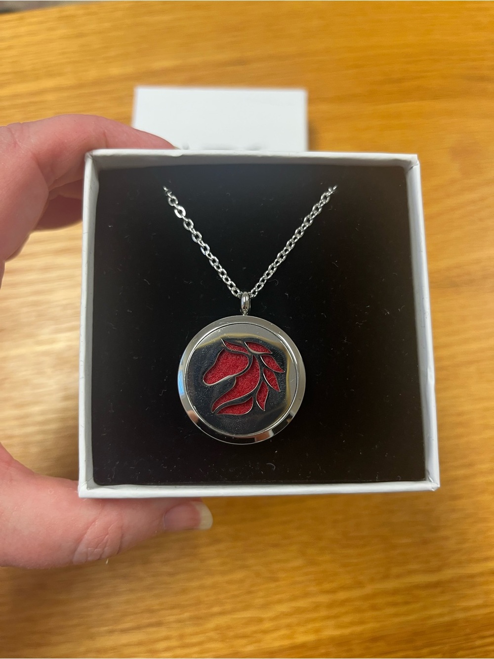 Horse/Pony Essential Oil Pendant Necklace Stainless Steel Aromatherapy Colorful